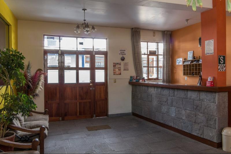 Imperial Puno Hostal Екстер'єр фото