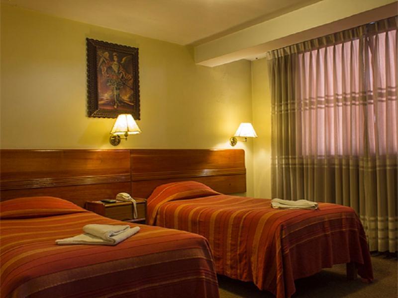 Imperial Puno Hostal Екстер'єр фото